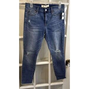 New Gap Jeans Best Girlfriend Distressed Women’s 30 Regular Denim